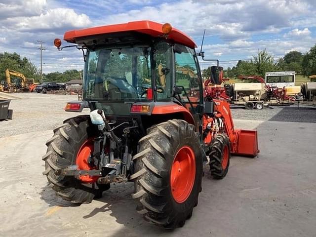 Image of Kubota L4760 equipment image 3
