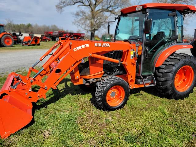 Image of Kubota L4760HSTC equipment image 4
