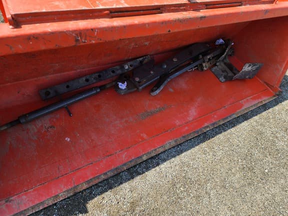 Image of Kubota L5060 equipment image 2