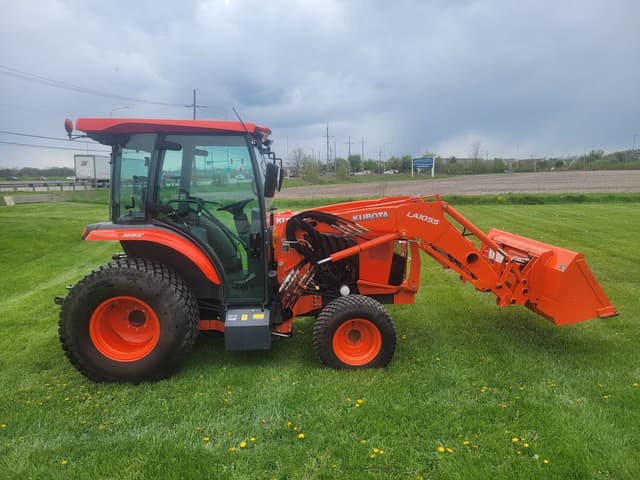 Image of Kubota L6060 equipment image 3