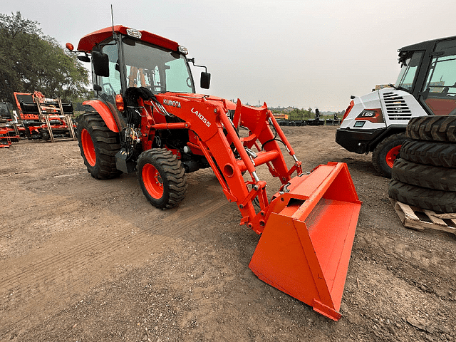 Image of Kubota L6060 equipment image 2