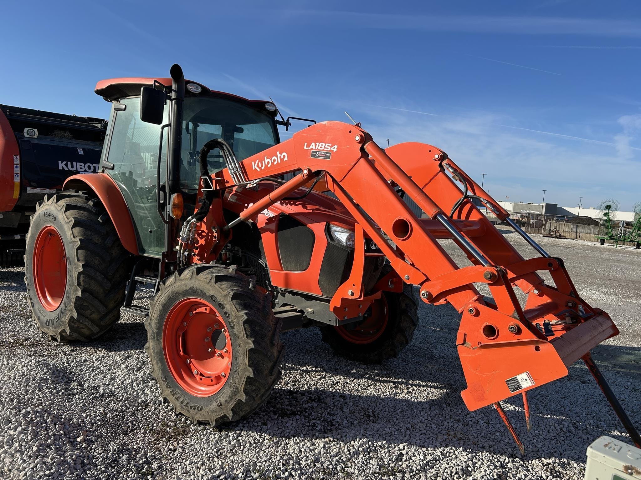 2018 Kubota M5-091 Equipment Image0