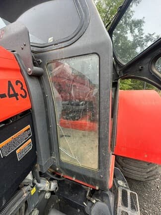 Image of Kubota M5-111 equipment image 1