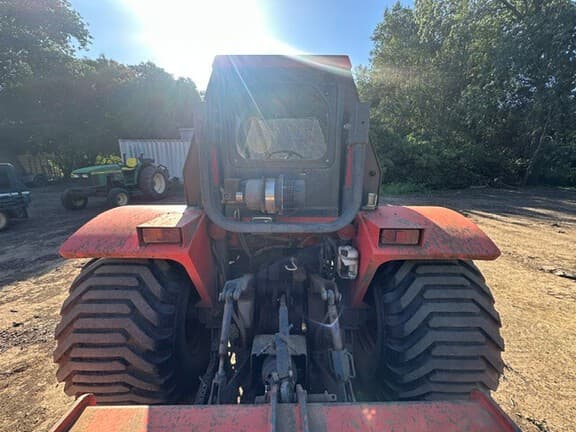 Image of Kubota M5-111 equipment image 3