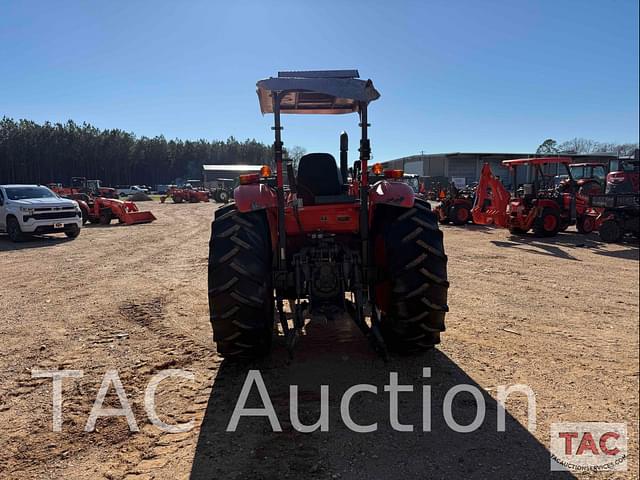 Image of Kubota M5-111D equipment image 3