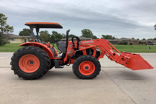 Image of Kubota M5-111 equipment image 2