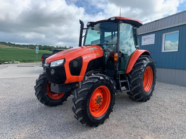 Image of Kubota M5-111D equipment image 4