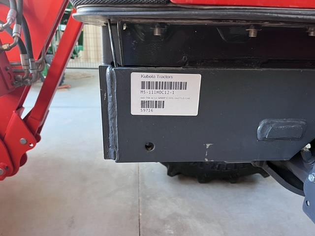 Image of Kubota M5-111 equipment image 2