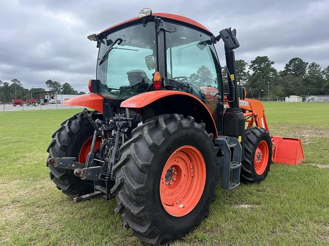 Image of Kubota M6-111 equipment image 4