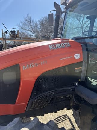 Image of Kubota M6-111 equipment image 3