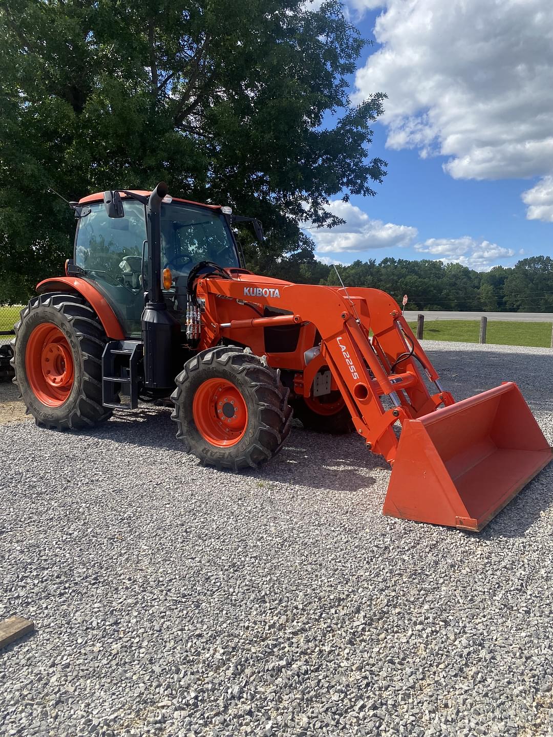 Image of Kubota M6-141 Image 0