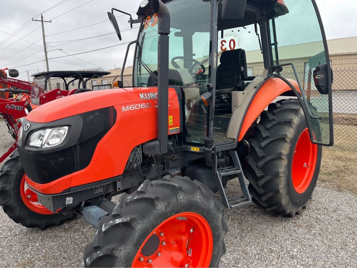Main image Kubota M6060