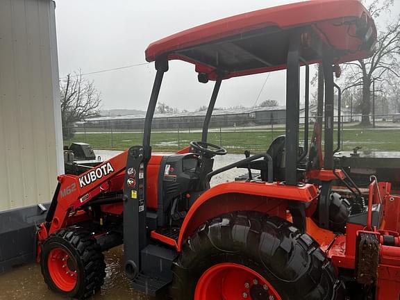 Image of Kubota M62 equipment image 3