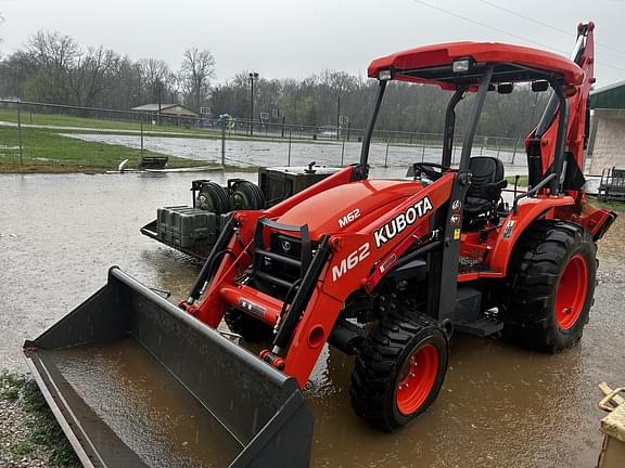 Image of Kubota M62 equipment image 2