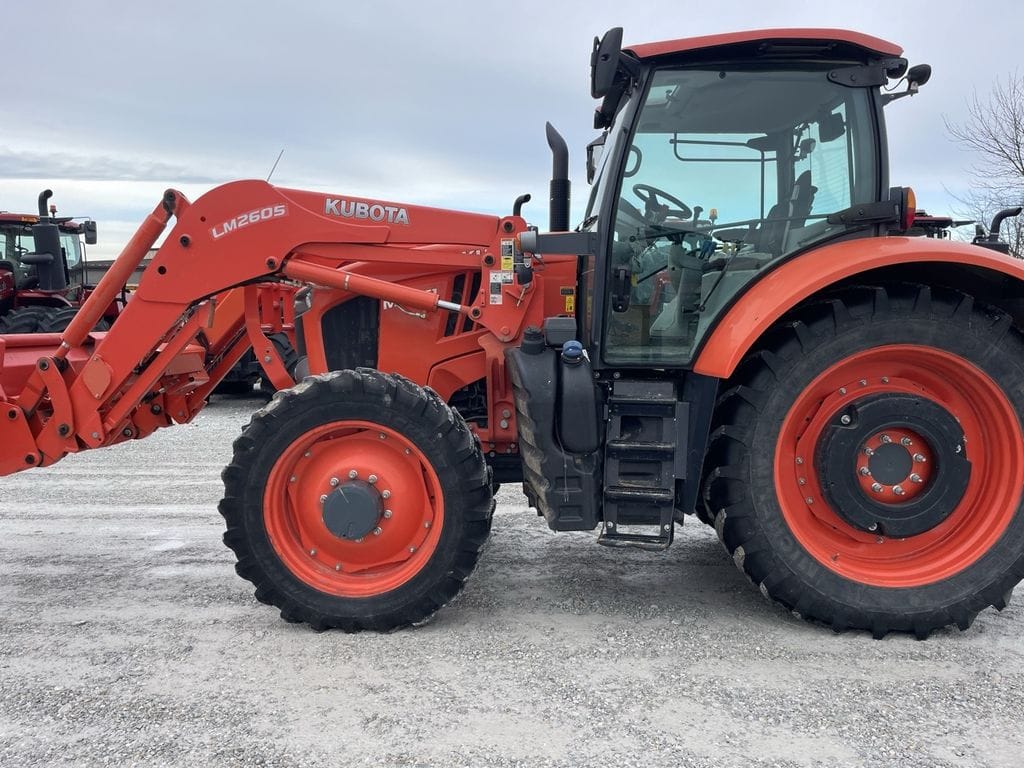 2018 Kubota M7.151 Equipment Image0