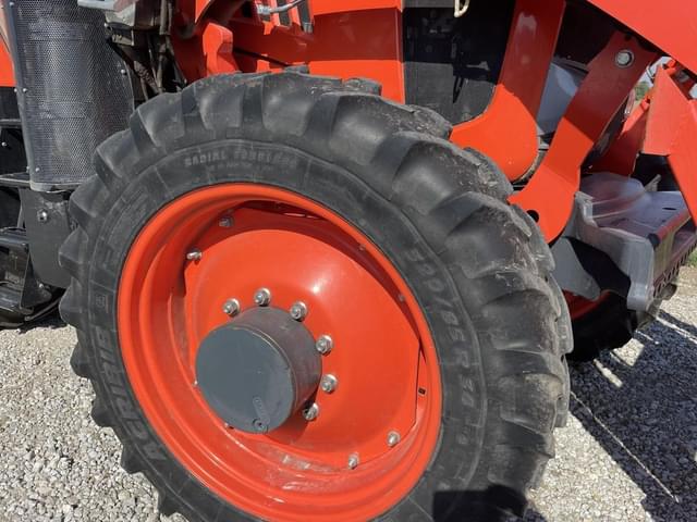 Image of Kubota M7.151 equipment image 3