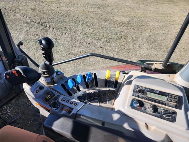 Image of Kubota M7.151 equipment image 4