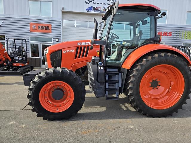 Image of Kubota M7.151 equipment image 1