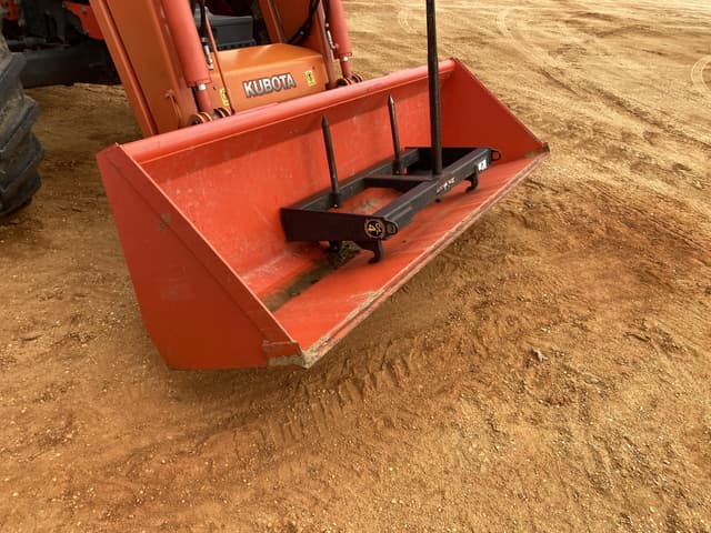 Image of Kubota M7.151 equipment image 4