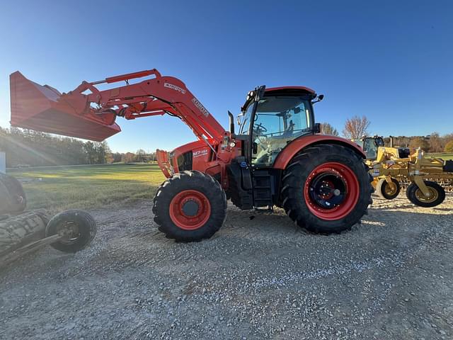 Image of Kubota M7.151 Premium KVT equipment image 2