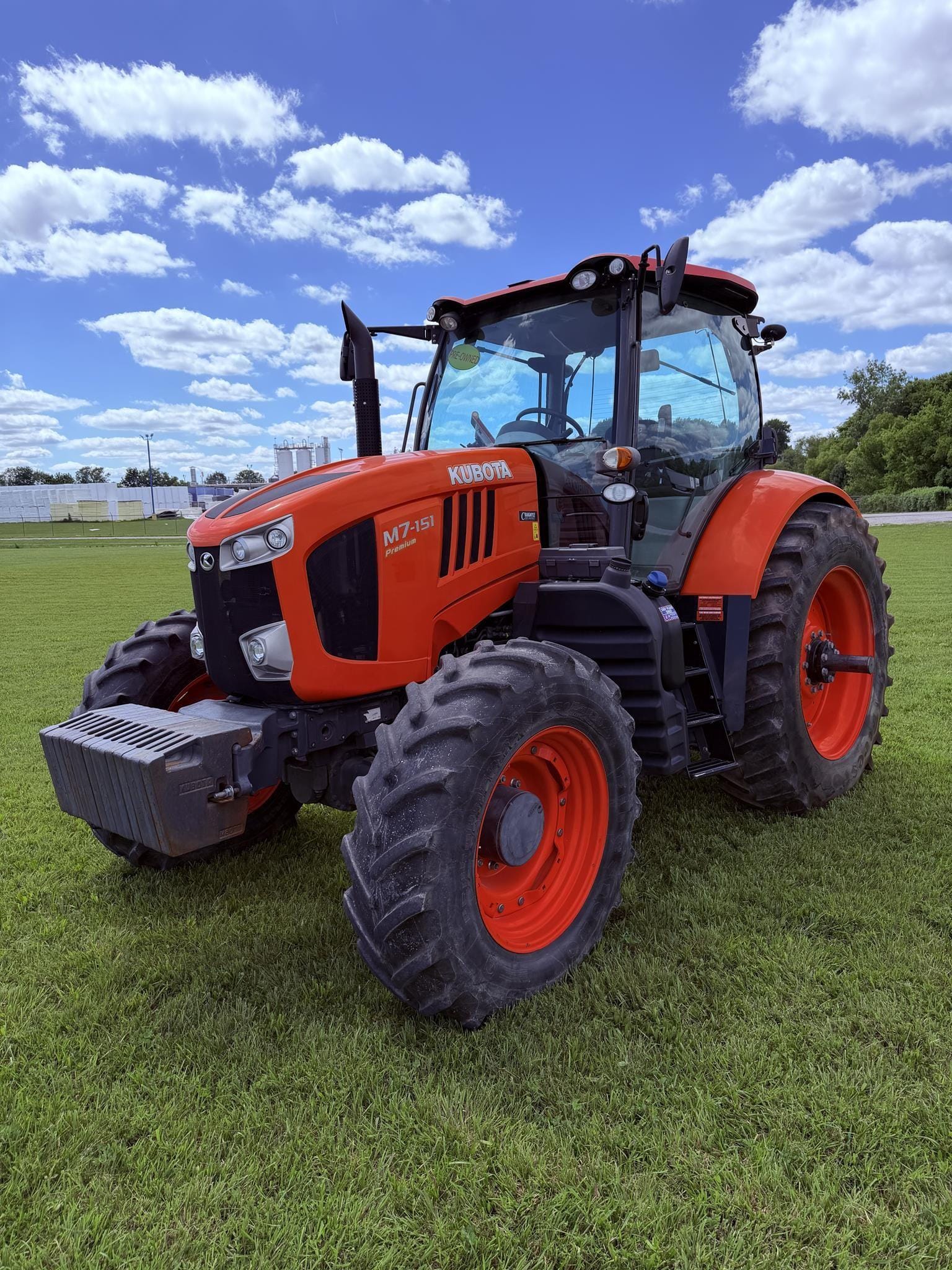 2018 Kubota M7.151 Premium KVT Equipment Image0