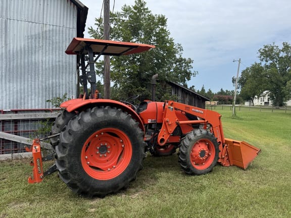 2018 Kubota M7060 Equipment Image0