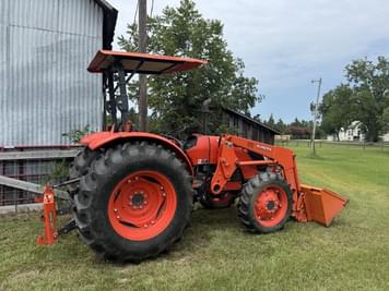 Main image Kubota M7060