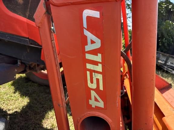 Image of Kubota M7060 equipment image 2