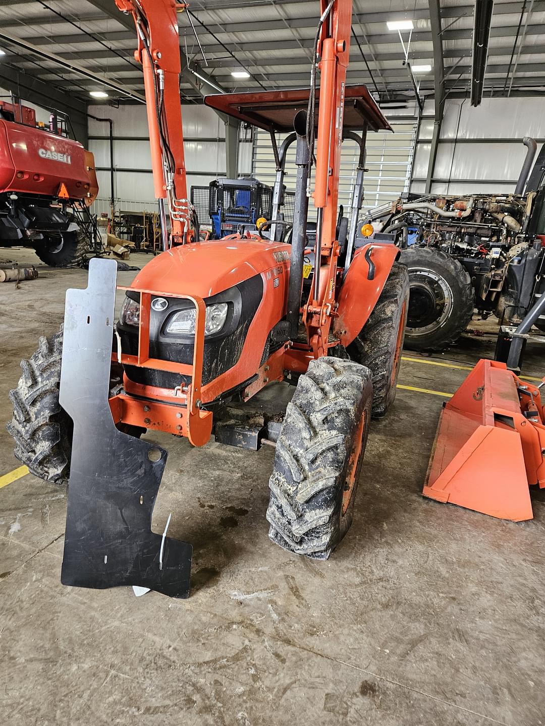 Image of Kubota M7060 Primary Image
