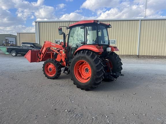 Image of Kubota M7060 equipment image 4