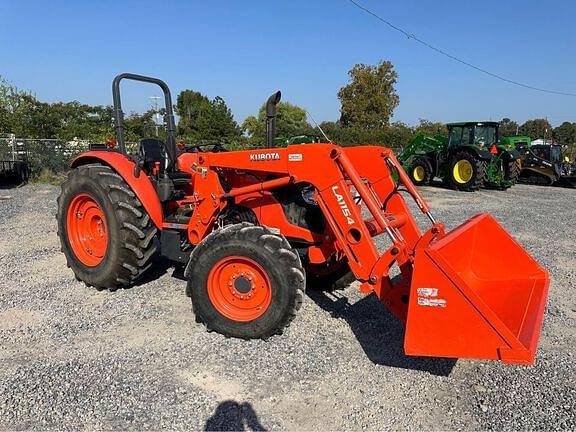 Image of Kubota M7060 equipment image 4