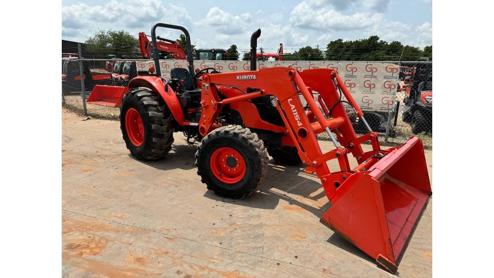 Main image Kubota M7060