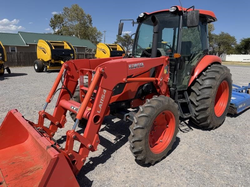 2018 Kubota M7060D Equipment Image0