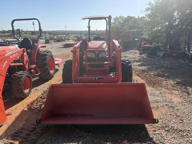 Image of Kubota M7060D equipment image 2