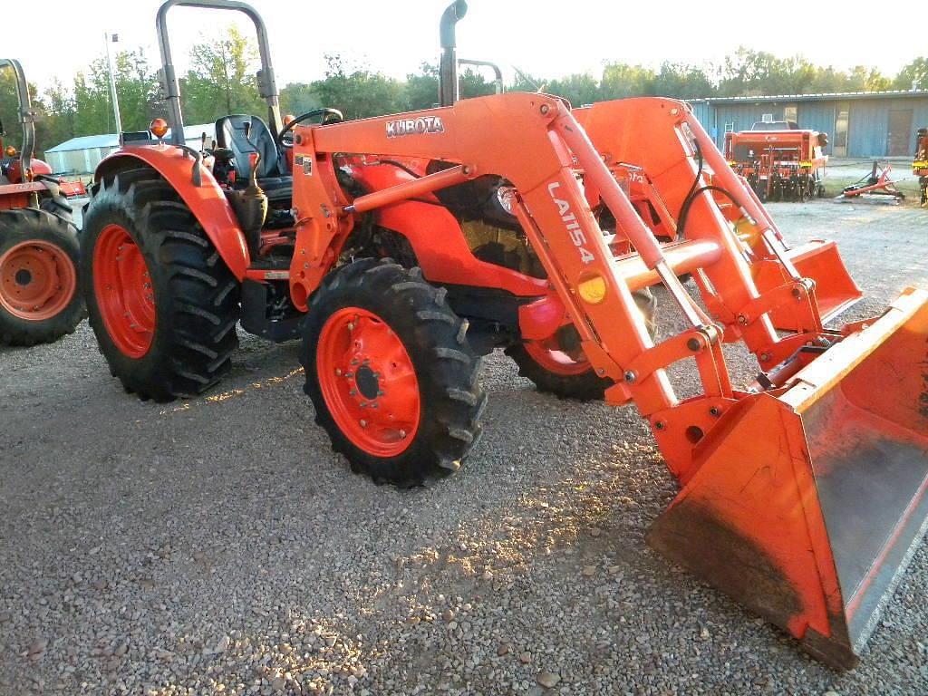 Image of Kubota M7060 Primary image