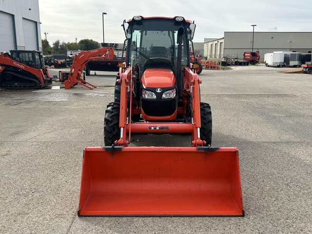 Image of Kubota M7060HD12 equipment image 1