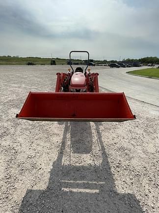 Image of Kubota MX5200 equipment image 1