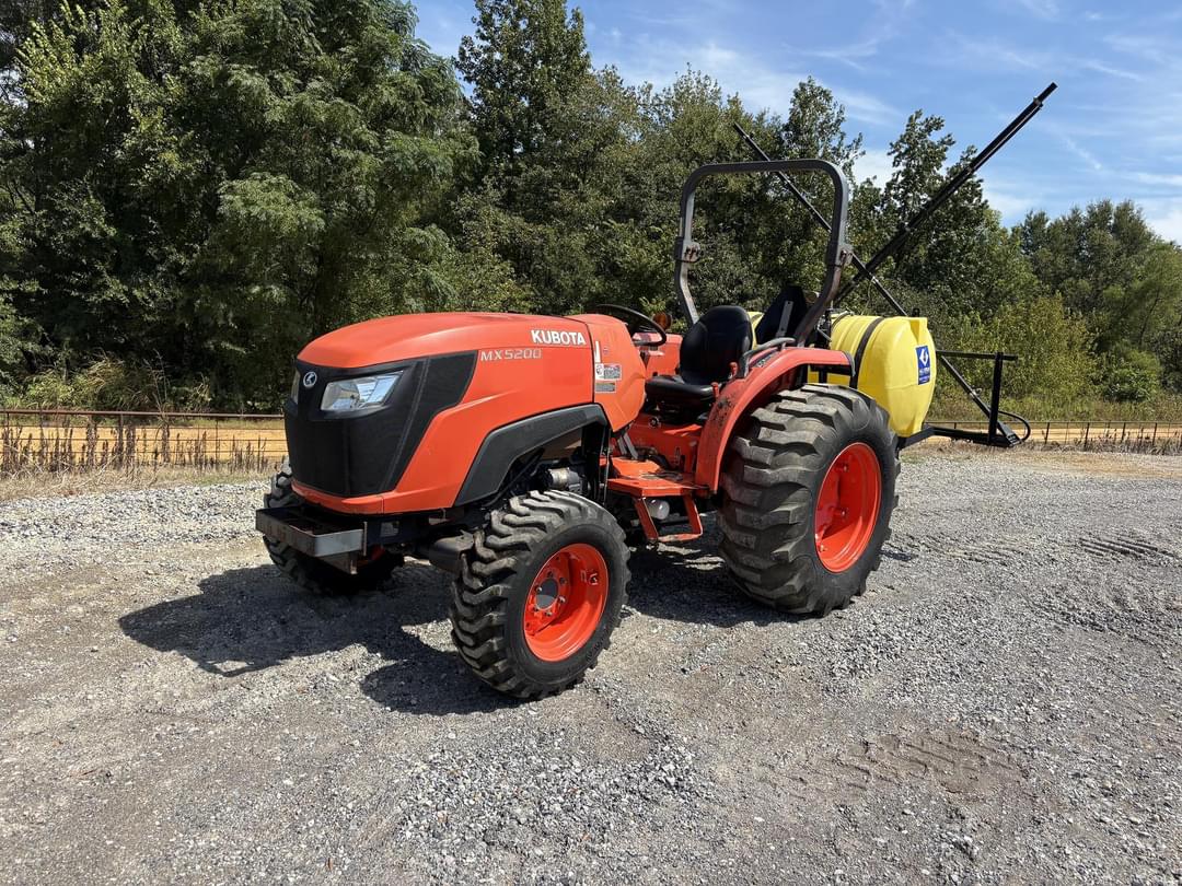 Image of Kubota MX5200D Primary image