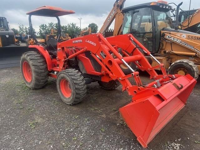 Image of Kubota MX5200D equipment image 1