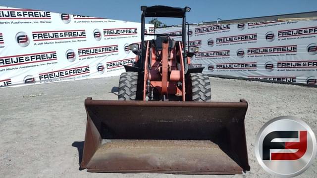 Image of Kubota R530 equipment image 1