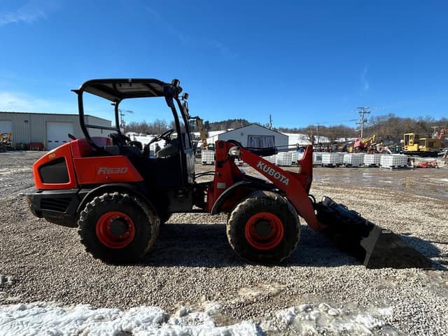 Image of Kubota R630 equipment image 4