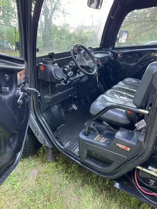 Image of Kubota RTV-X1100 equipment image 4