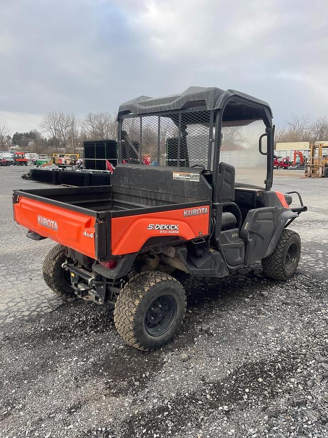 Image of Kubota RTV-XG850 equipment image 2