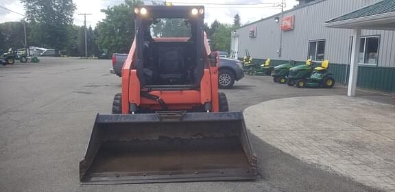 Image of Kubota SSV65 equipment image 2