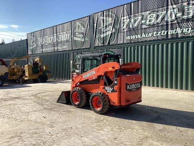 Image of Kubota SSV65 equipment image 1