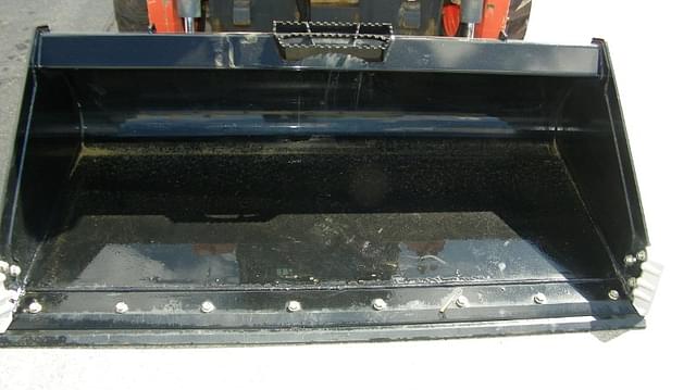 Image of Kubota SSV65 equipment image 2