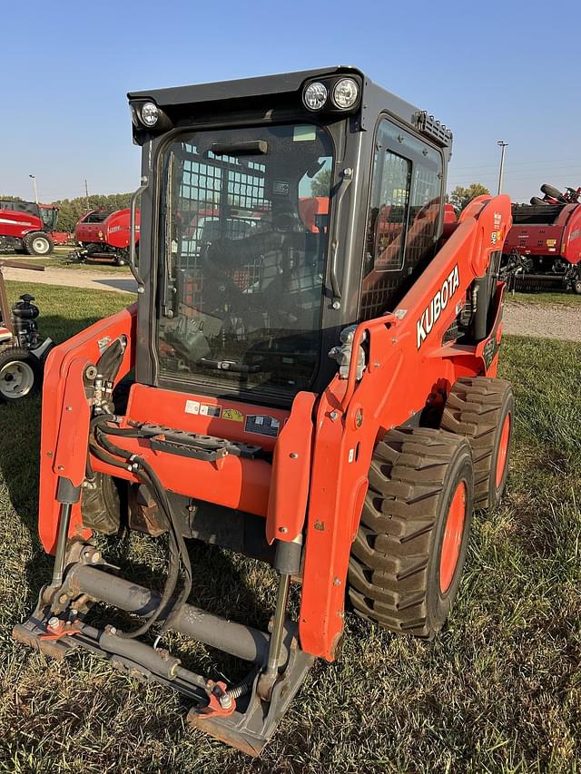 Image of Kubota SSV75 equipment image 3
