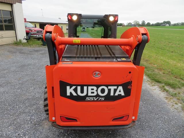 Image of Kubota SSV75 equipment image 3