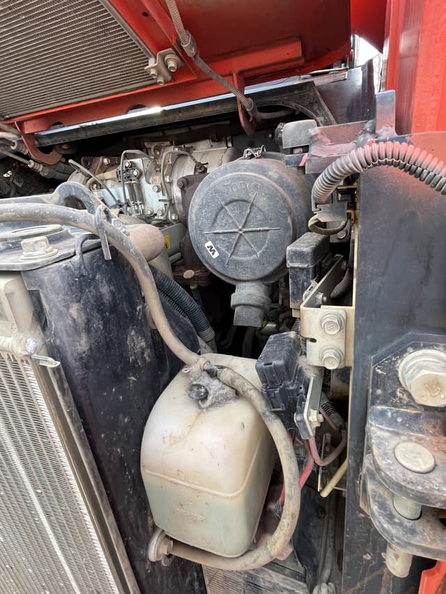 Image of Kubota SVL75-2 equipment image 1