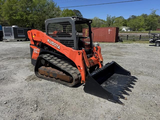 Image of Kubota SVL75-2 equipment image 2